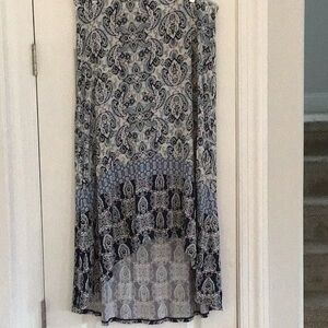 Tommy Bahama hi/low pull on skirt